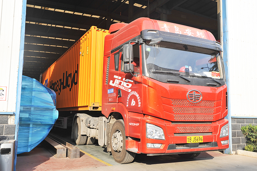 華泰集團承攬的1000T/D大豆預(yù)處理、浸出和精煉項目發(fā)往玻利維亞